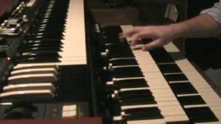 Hammond B3 organ vs Hammond Suzuki XK3