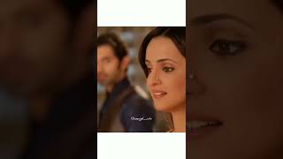 sabsy chupa k edhar udhar sy #arnav #khushi #love #status #video #ispyarkokyanaamdoon