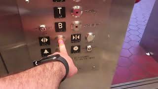 Unknown Traction Elevators At Rosslyn Station