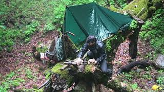 Surviving 2 Days in a TREE SHELTER on a river in a Rainstorm