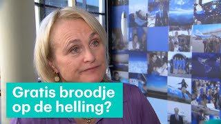 KLM trekt broekriem aan, overweegt schrappen gratis broodje  • RTL Z Nieuws