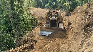 How to Shape an Oil Palm Terrace on a Mountain Slope Effectively Using a D6R XL Bulldozer