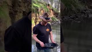 Finding gold in Australia #goldrush #asmr #goldpanning #gold #fatherson #kids #goldmining