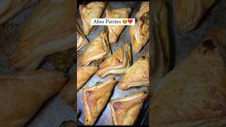 Aloo Patties 😍🔥 #shorts #ytshorts #patties #subscribe