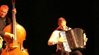 `t Rembrandt Duo & Daan de Groot - Conchita