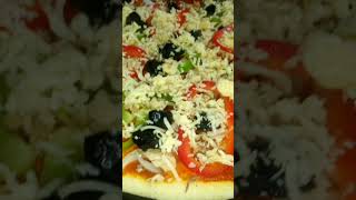 بيتزا لذيدة🍕 بعجينة قطنيه 😋 pizza