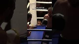 Ein Wahnsinns Knockout: Ein präziser Schlag trifft sein Ziel- direkt am Kopf  #fight24#ko#knockout