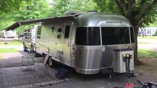 Airstream Camping Flying Cloud 25 ft  Rear Twin