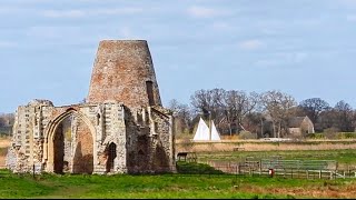 Easter holidays begin with boats going past St Benets Abbey in Norfolk #river #boat #sailing