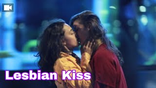 Passionate Kissing || Lesbian