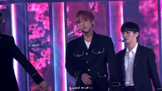 181201 MMA WANNA ONE 워너원 - 봄바람(4K focus. 박지훈 Park Ji Hoon)