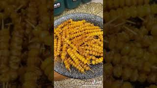 Who would have thought that you can eat corn like this? 😳 Yummy corn food 🌽 Viral TikTok\Douyin ©