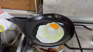 Iwachu Omelette/Frying Pan 22cm (24600) - Cooking Demo (Fried Sunny Side Up Egg)