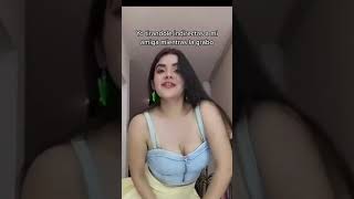 Tirándole indirectas a mi amiga mientras graba un tiktok 😂