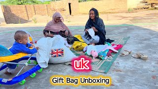 🇬🇧uk Gift Bag Unboxing || Misbah Sajjas Vlogs