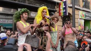 Jugador de rugby gana la carrera de tacones del Orgullo de Madrid 2017