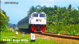 KERETA INI NGEBUT SAMPE GOYANG GOYANG ‼️SPOT KERETA API TANCAP GAS