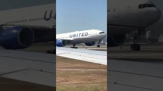 UA Boeing 777-200 take off view from inside the plane!