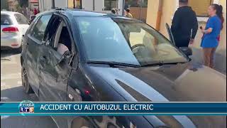 ACCIDENT CU AUTOBUZUL ELECTRIC