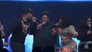 Jekalyn Carr It’s Yours CRAZY Mic Toss ft. Kelontae Gavin & Kristen Jamison