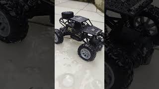 mobil offroad hujan banjir #shortvideo #reels #fyp #mainananin #indonesia #offroad #hujan #shorts