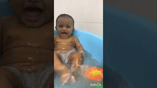 Bubble Bath 😍 #shorts#viral#trending#babyshorts#cutebaby