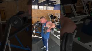 Нагрузка, качаем плечи#motivation #sports #fitness #нагрузка #bodybuilding #transformation #shorts