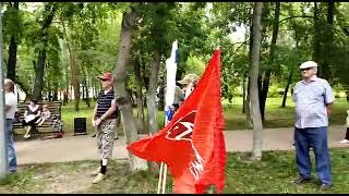 в сквере 100-летия патронного завода имени Володарского прошел праздничный концерт ко Дню ВМФ