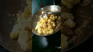 Vrat recipe fry aloo Aur singhade Ke Aate ki Aalu ki rasili sabji #ganpatibappa  subscribe to