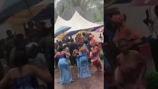 Wedding Under The Rain Ain't Got Nothing on Them 🔥 #shorts #youtubeshorts #wedding #viral