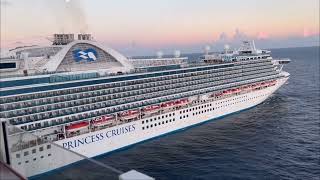 Princess Cruises saliendo desde Costa Maya,México al atardecer 2023