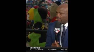 Pirate Parrot On MLB Network!!!! ⚾💚⚾💚