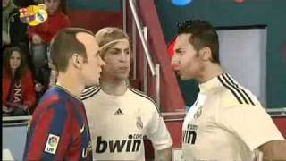 Crackovia - Iniesta manda a callar a Cristiano Ronaldo