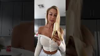 Hot Girl Eating Banana | Viral TikTok | Viral Douyin(抖音) Clip