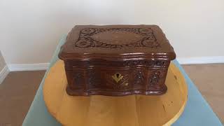 Lockable Jewelry/Treasures Box