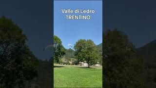 Musicista vola in Paragliding. Valle di Ledro - Trentino. short #parapendio #paragliding