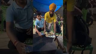 Gurugram Civil lines ke Famous Chur Chur Naan tastyfood #viral #viratkohli