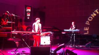 Ariane Moffatt - L'homme dans l'automobile - Le pont des artistes 06/06/2012