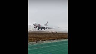 Epic MD-11 Landing #planespotting #landing