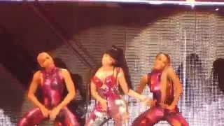 Nicki Minaj - Trini Dem Girls - The Pinkprint Tour 2015