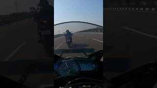 Yamaha R3 vs Ktm duke 390 😵