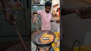 Jajanan tradisional dari India di goreng dengan pasir