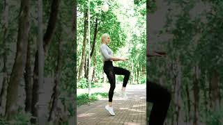 workout to take on the storm , Single leg knee tap exercise #jumping #excercise #gym #motivation