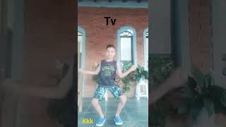 fazendo a dança da Tv 📺