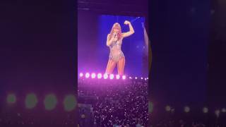 Taylor showing off her muscles at the eras tour concert in Singapore #taylorswift #swifties #shorts