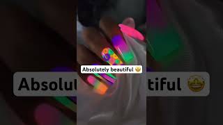 Glowing nails look awesome 🤭😮🤩💅🏾 #shorts #nails #nailart #naildesign #nailpolish #nail