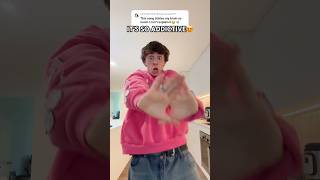 ela joga dance challenge! 🕺#tiktok