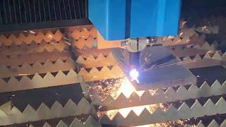 STYLECNC CNC Plasma cutter table operation video with subtitle