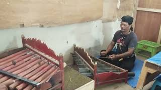 Musik tradisional bambu bali teman istirahat bersantai