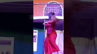 Khoobsurat kaif hot mujra clip.....